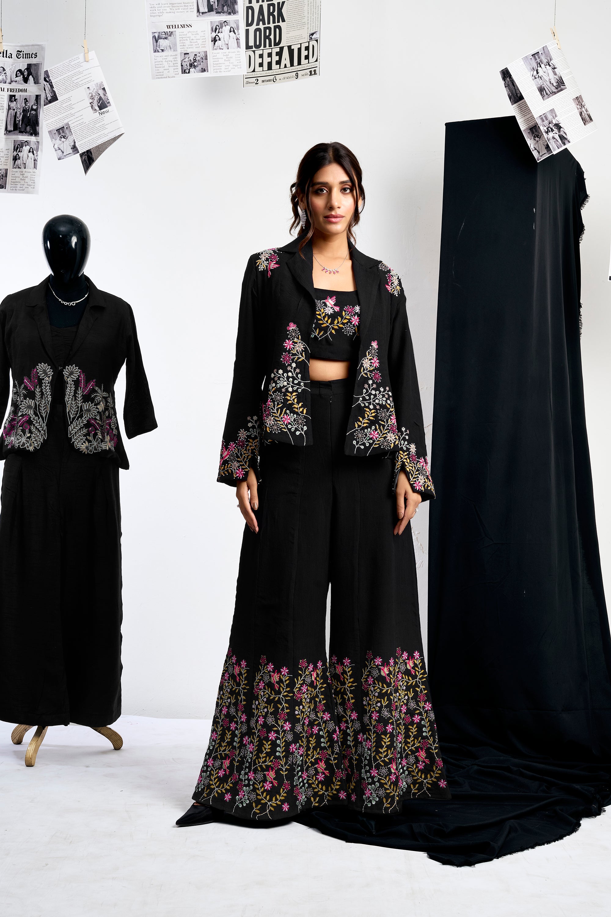 Timeless Embroiderd Blazer Set - Black
