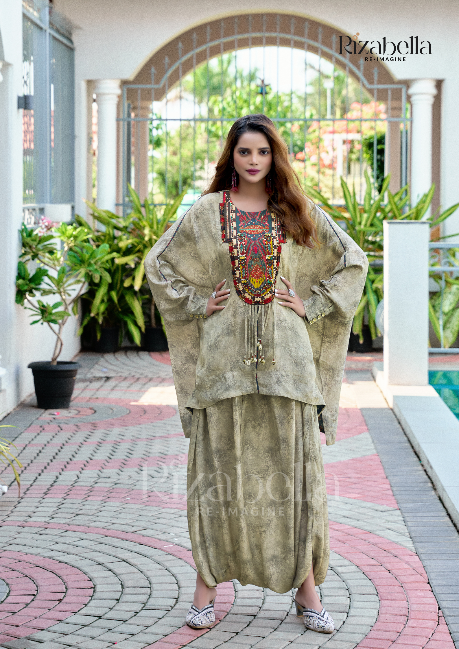 Embroidered Tunic with Draped Pants - Gray