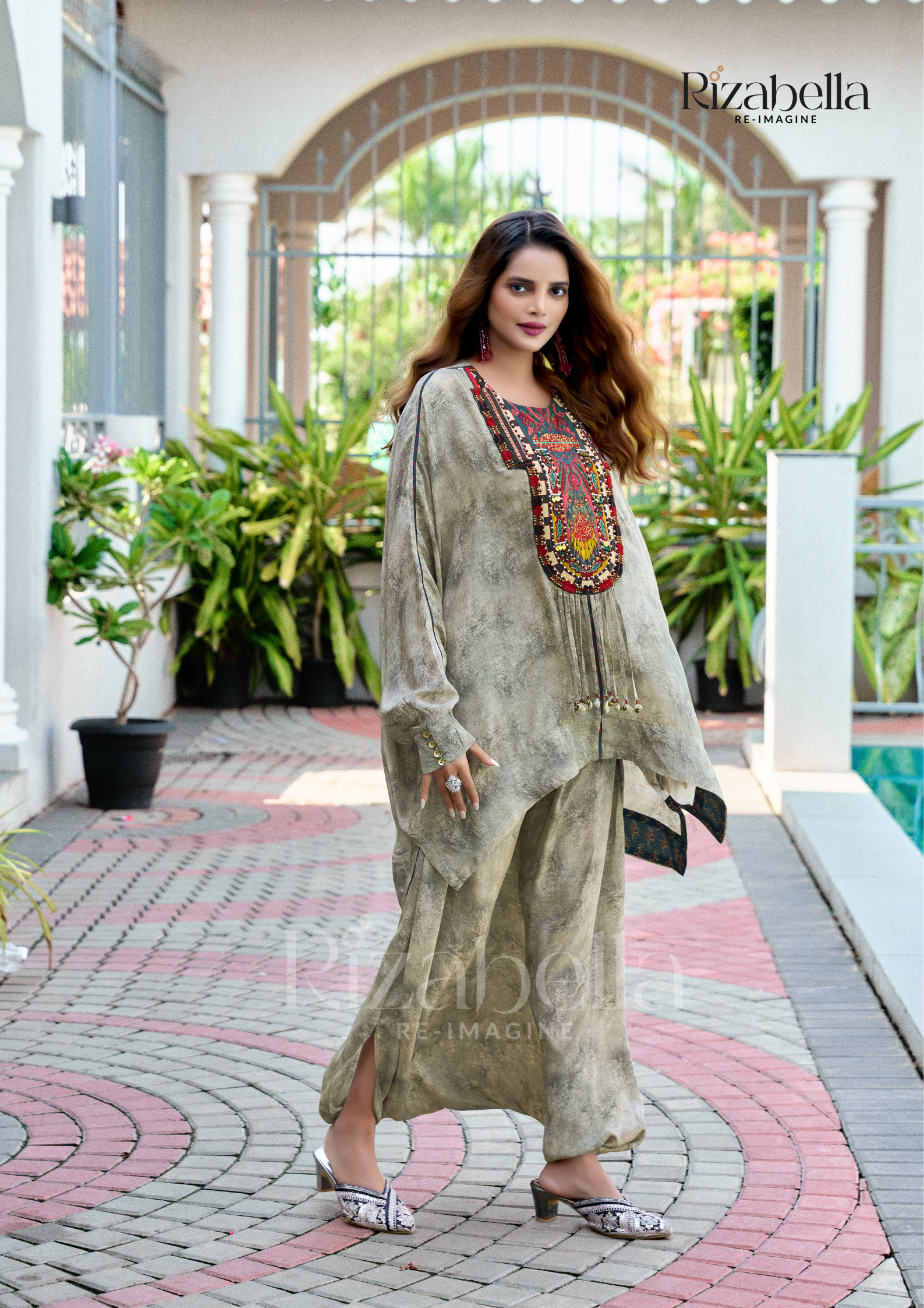 Embroidered Tunic with Draped Pants - Gray