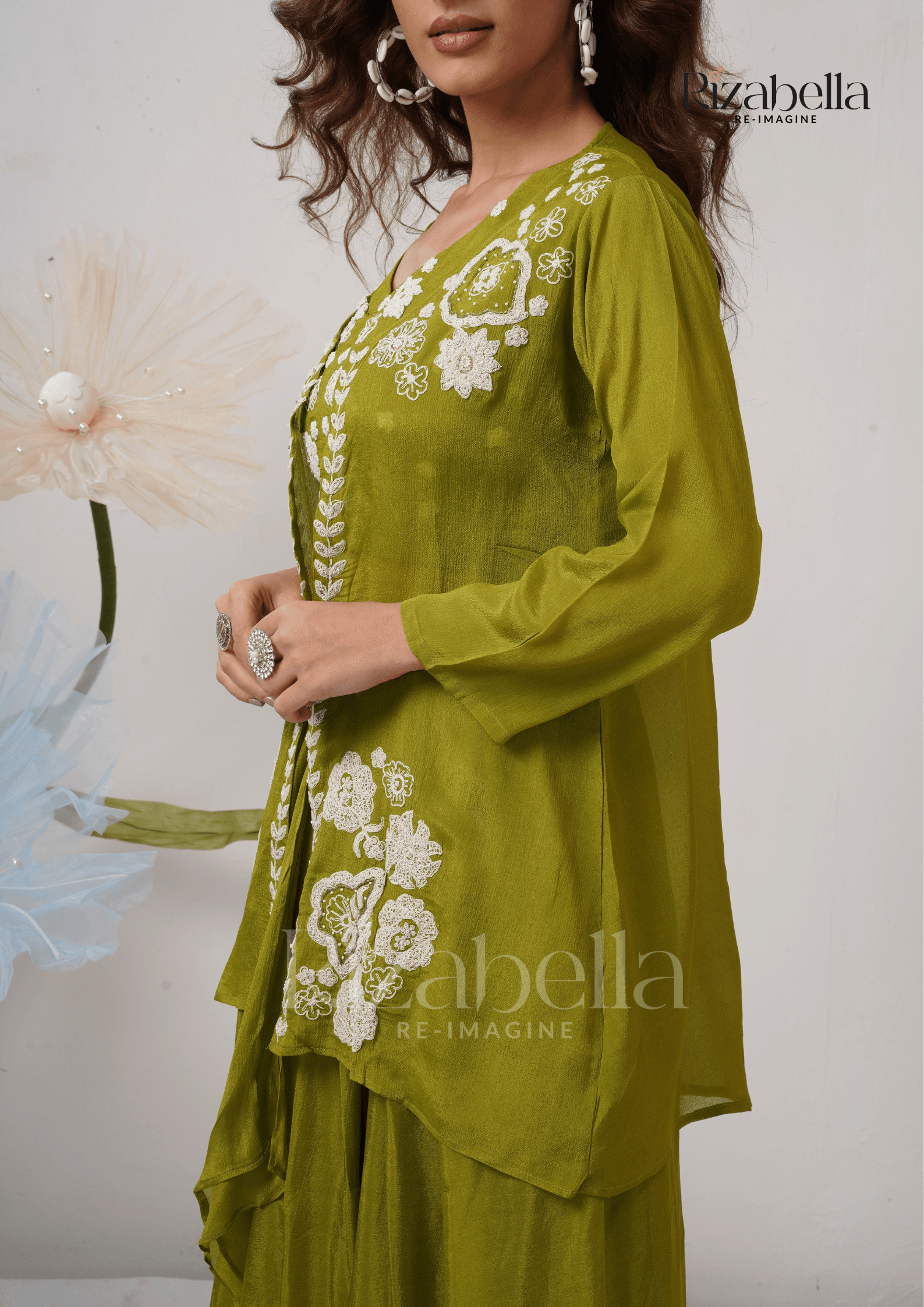 Threaded Florals Flow with 3 pc set