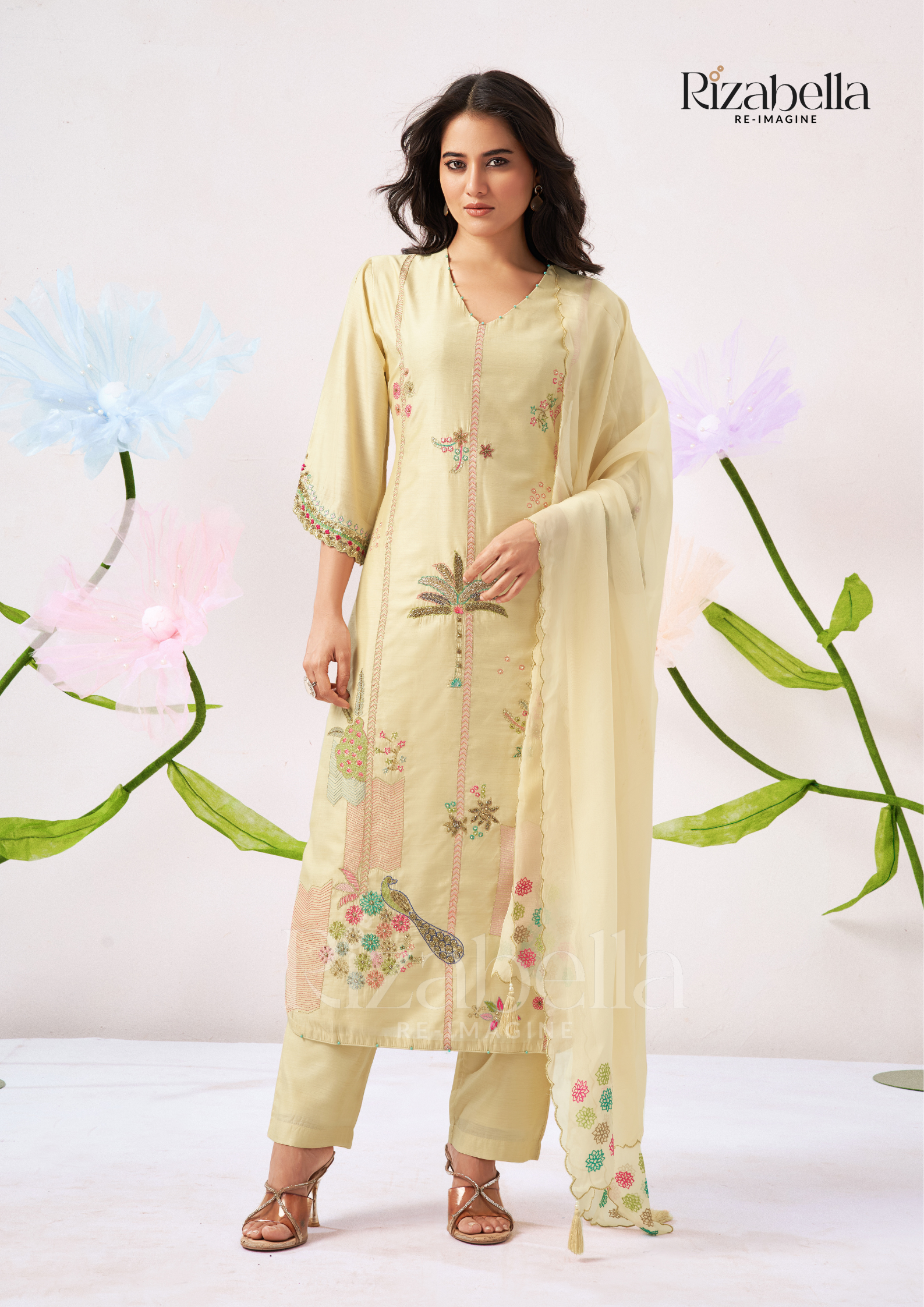 Kurta Set with Peacock &amp; Floral handwork