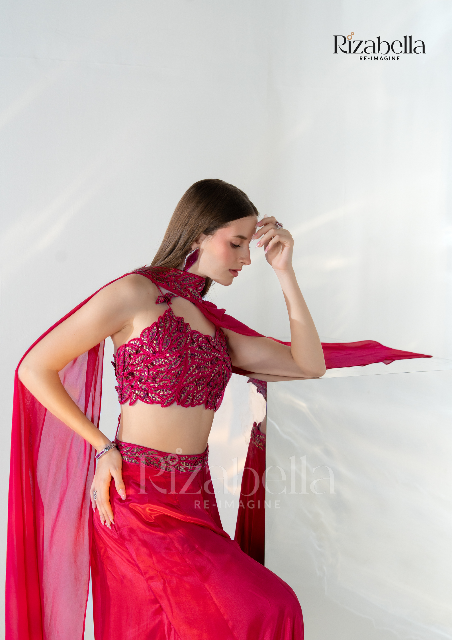 Regal Iris 3 PCS cape style with leaf work