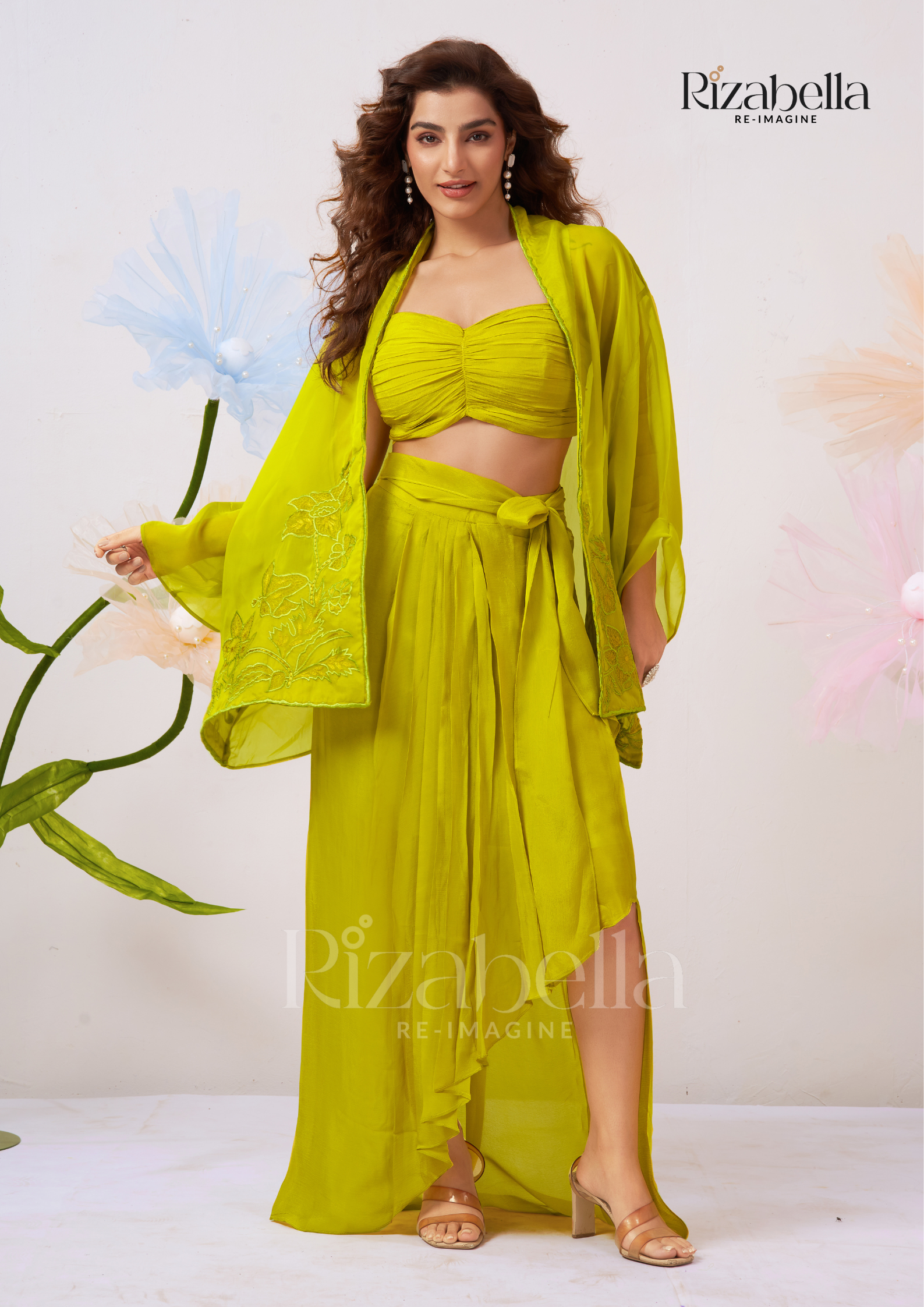 Sweetheart Drape Set with Floral Kimono