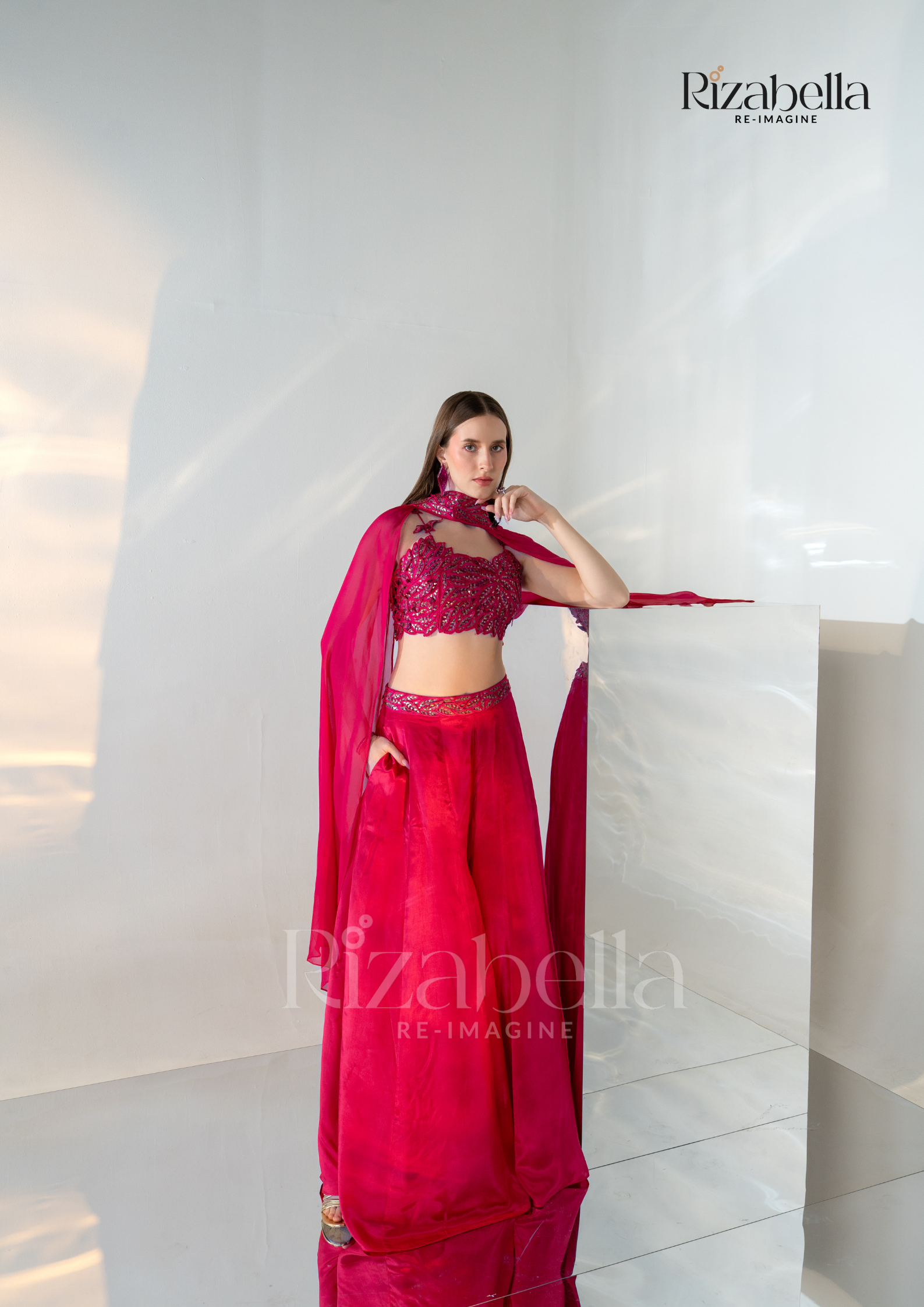 Regal Iris 3 PCS cape style with leaf work