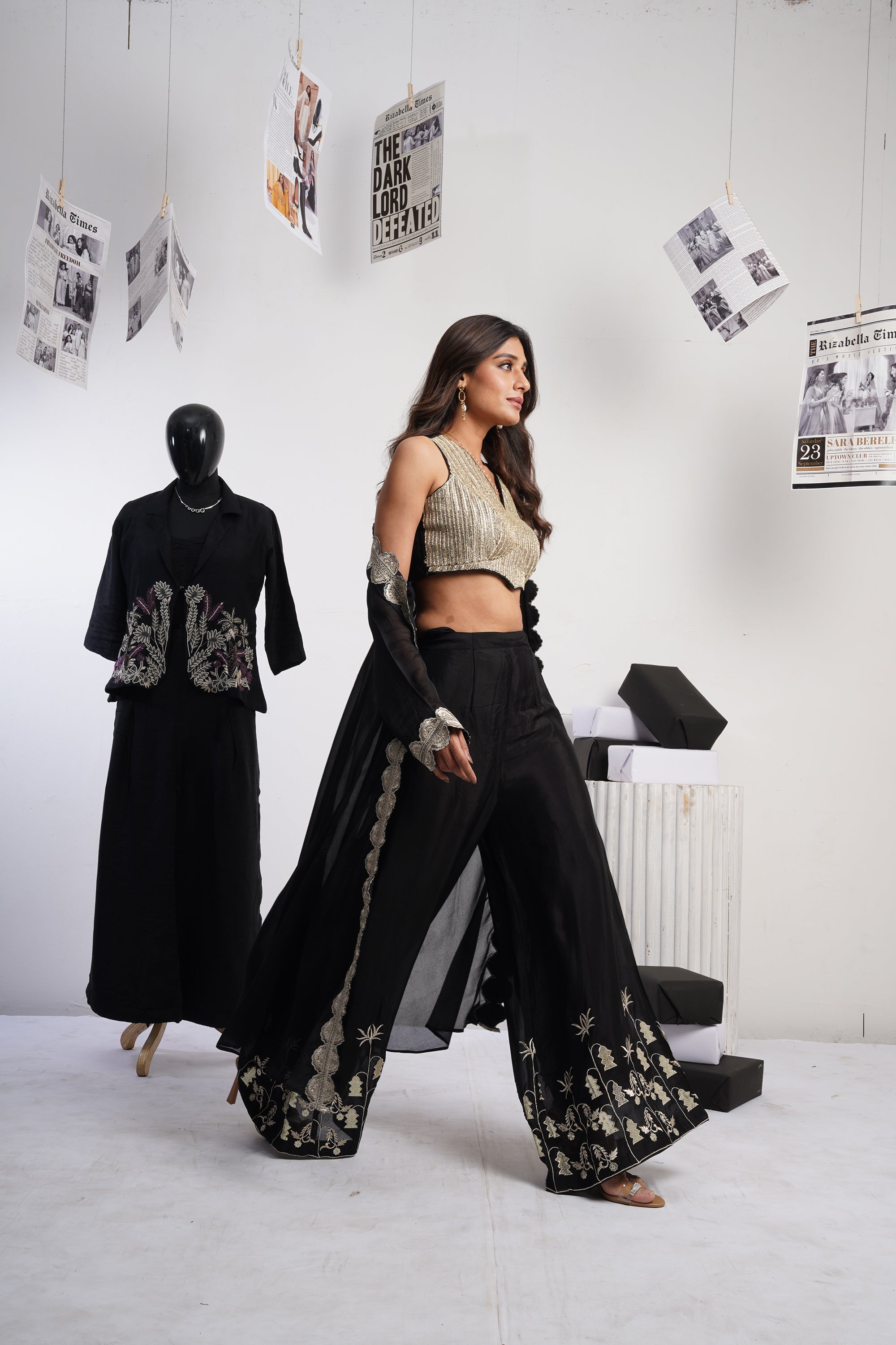 Signature Embroidered blouse &amp; jacket set