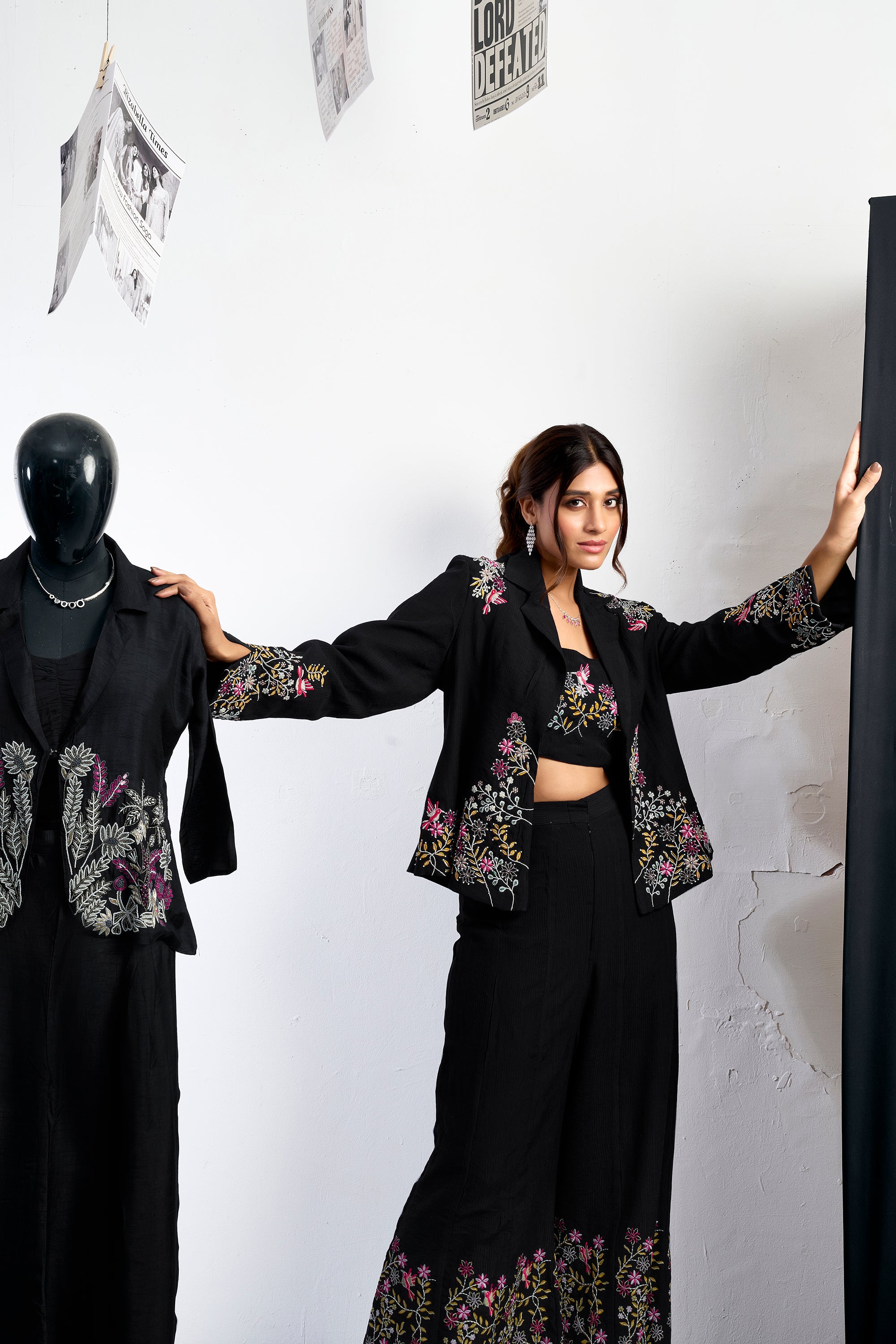 Timeless Embroiderd Blazer Set - Black