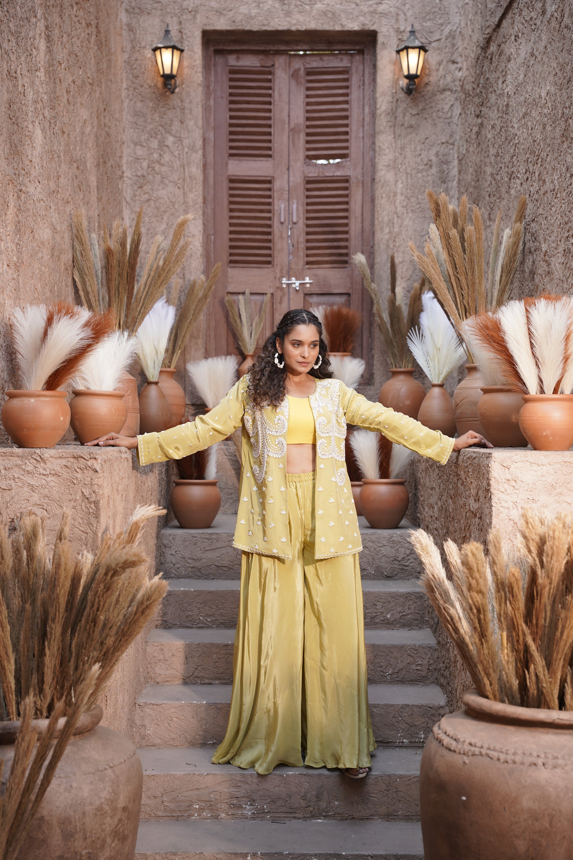 Buttery yellow three-pieces set