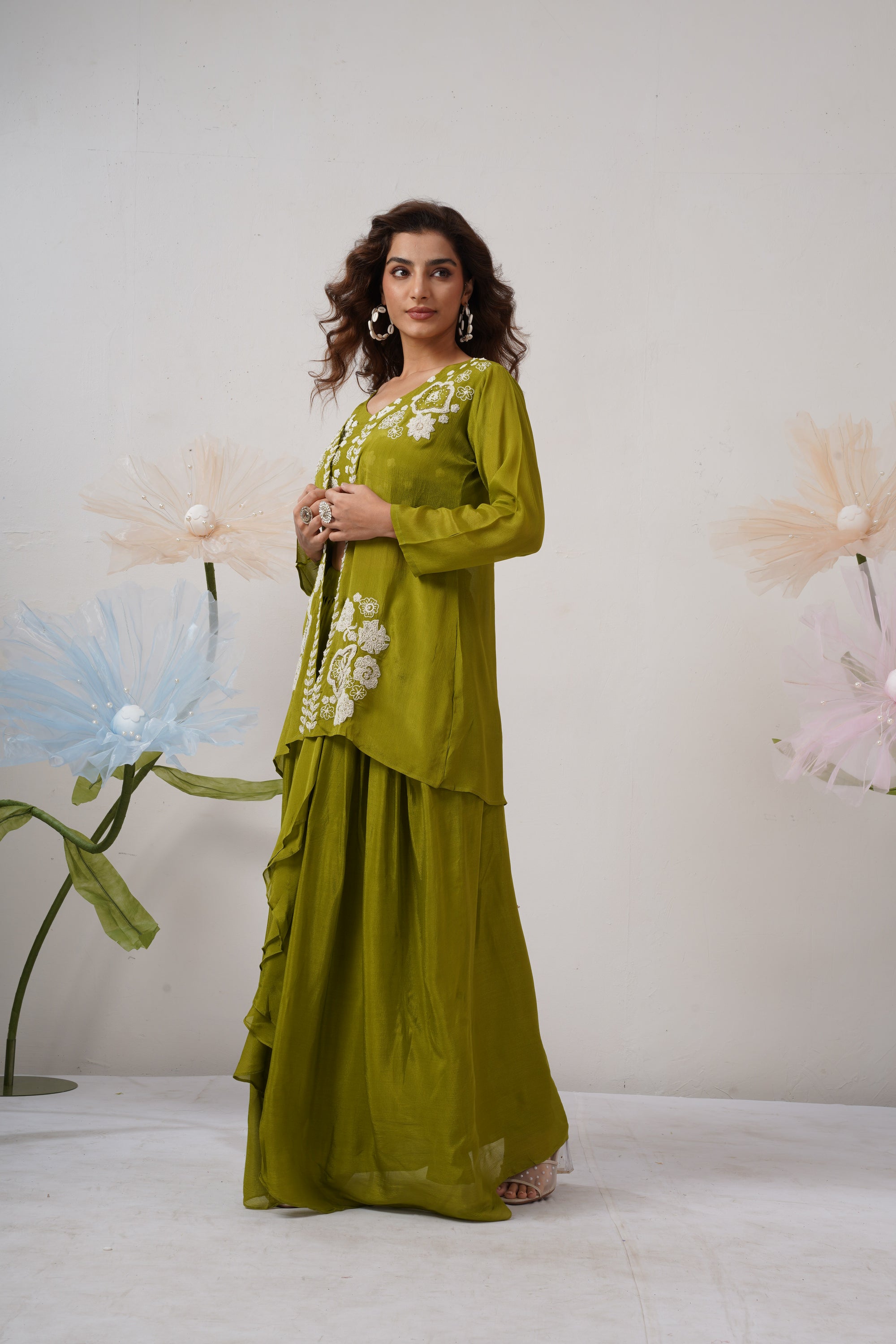 Threaded Florals Flow with 3 pc set